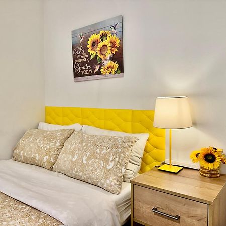Private Room With Shared Bathroom On The 1St Floor 10 Minutes Walk To University Of Washington Seattle Extérieur photo